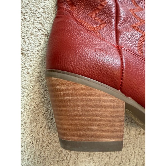 Dingo Women's Red High Cotton Cowboy Boots 9.5M Gently Used Snip Toe Pull-On - Picture 6 of 16